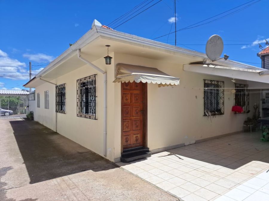 Casa - Venda - Boqueir�o - Curitiba - PR